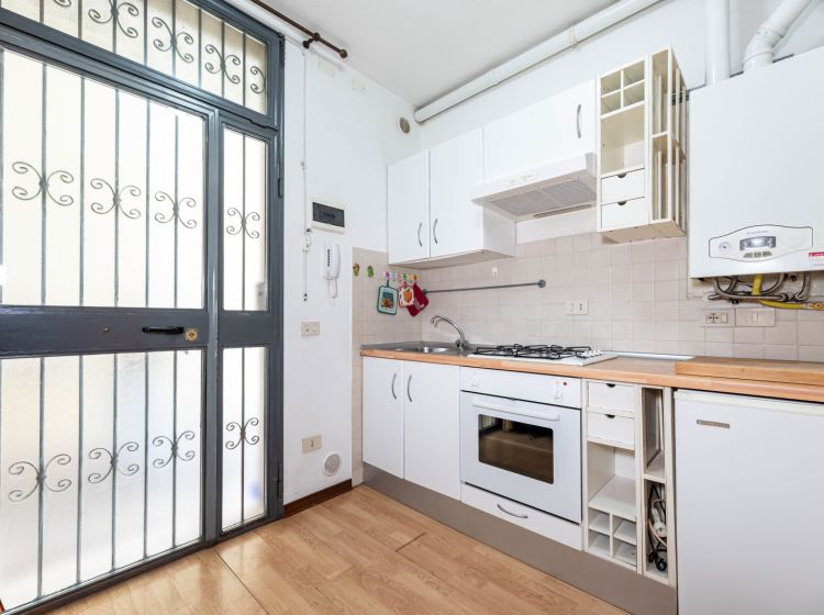 Monolocale in vendita, via Trieste, Piazza Mazzini, Padova
