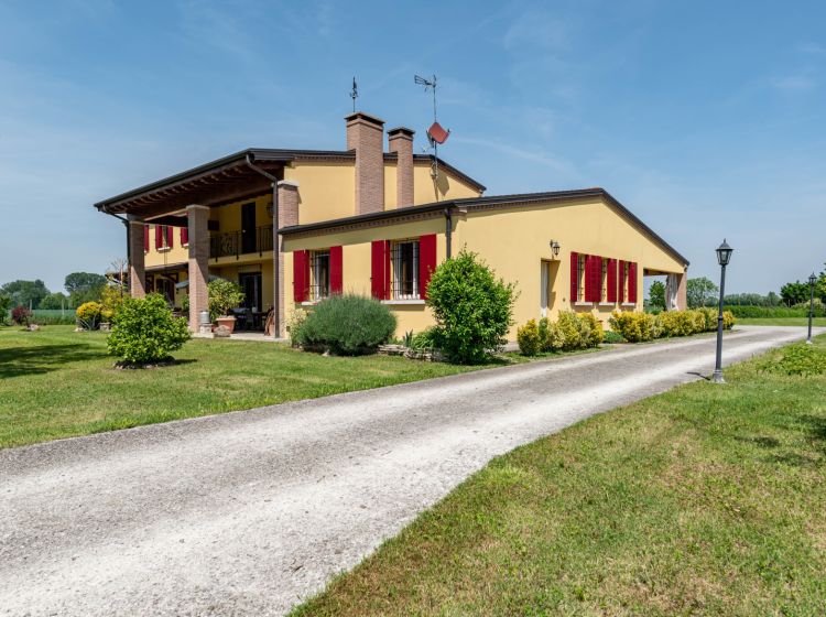 Villa in vendita, via G. Mameli  38, Q.re S. Tommaso, Albignasego