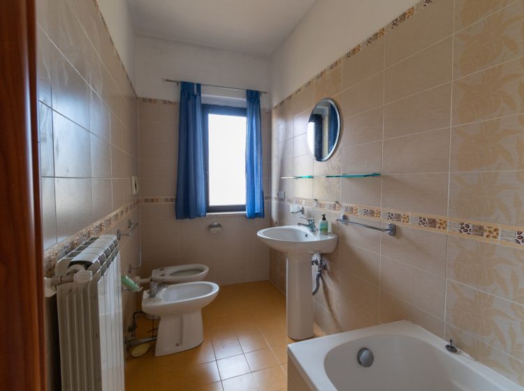 Villa in vendita, via Italo Balbo, Montepaone Lido, Montepaone