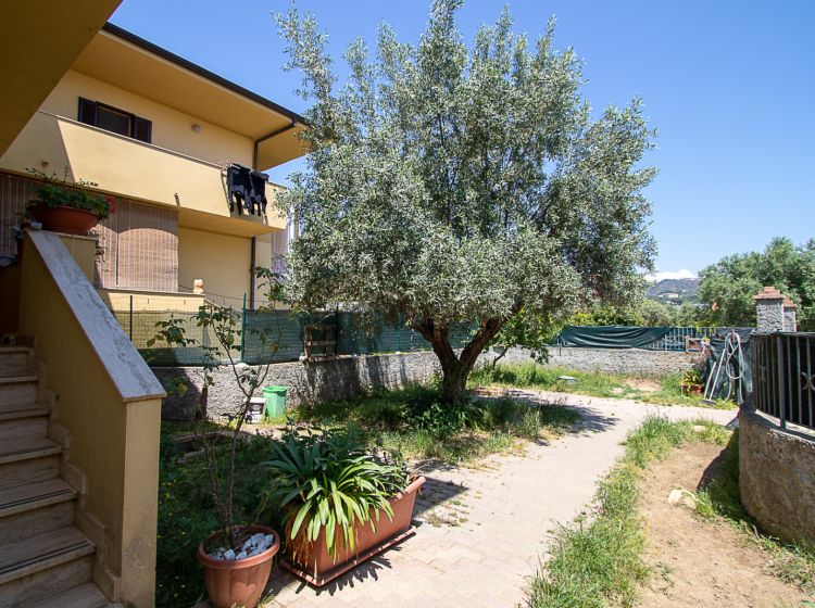 Villa in vendita, via Italo Balbo, Montepaone Lido, Montepaone