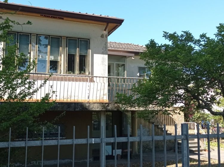 Villa in vendita, via Stazione, Abano Terme