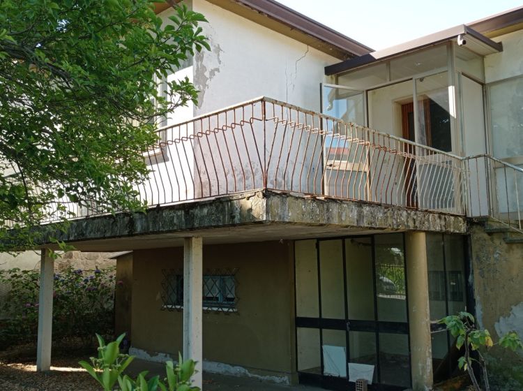 Villa in vendita, via Stazione, Abano Terme