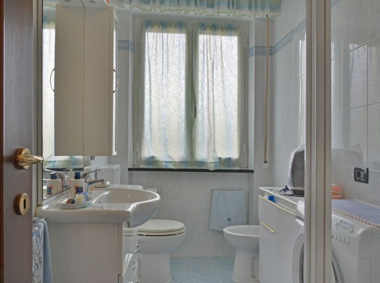 Trilocale in vendita, via Lago Figoi  9, Sestri Ponente, Genova