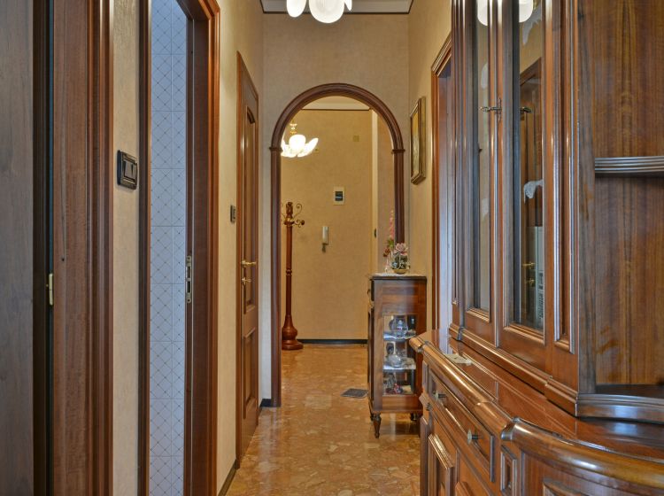 Trilocale in vendita, via Lago Figoi  9, Sestri Ponente, Genova