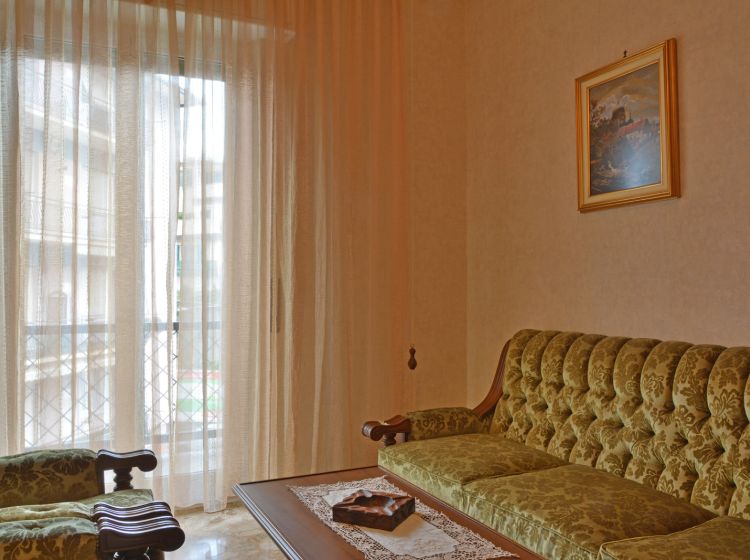 Trilocale in vendita, via Lago Figoi  9, Sestri Ponente, Genova