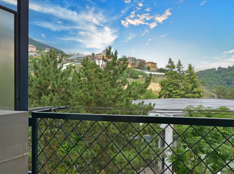 Trilocale in vendita, via Lago Figoi  9, Sestri Ponente, Genova
