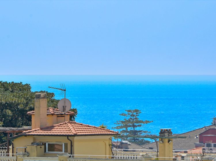 Villa in vendita, via Vallone, Borghetto San Nicolò, Bordighera