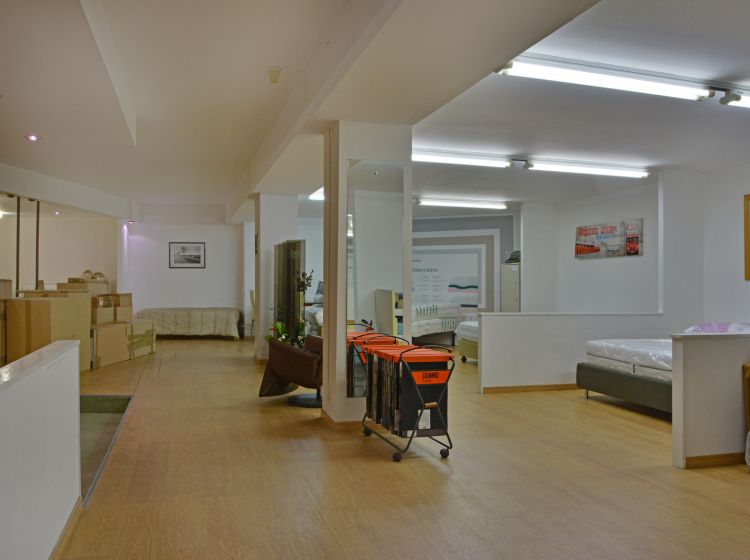 Negozio in vendita, via Martiri della Libertà  16, Sanremo