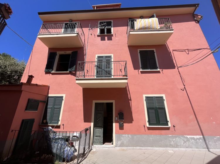 Bilocale in vendita, via Oliveto, Pitelli, La Spezia