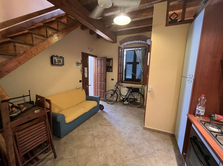 Bilocale in vendita, via Oliveto, Pitelli, La Spezia