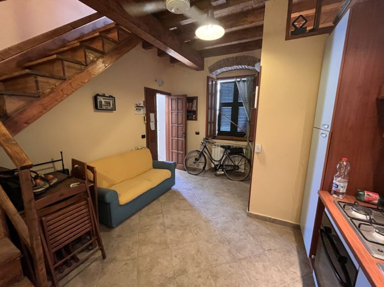 Bilocale in vendita, via Oliveto, Pitelli, La Spezia