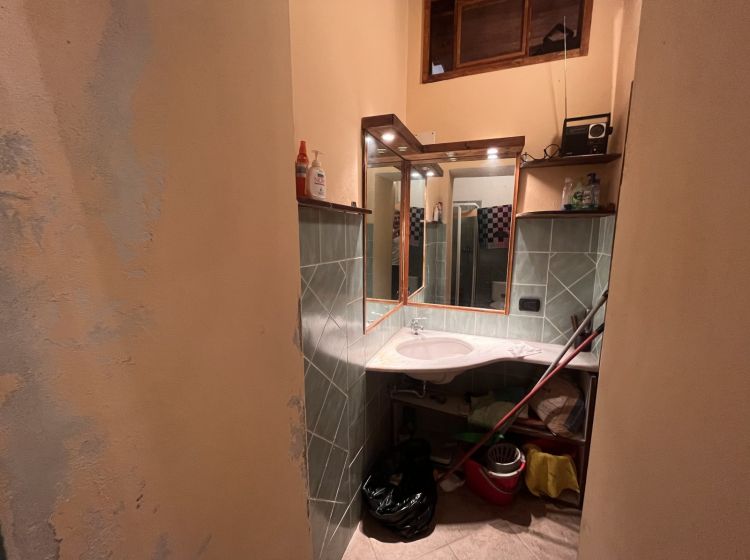 Bilocale in vendita, via Oliveto, Pitelli, La Spezia