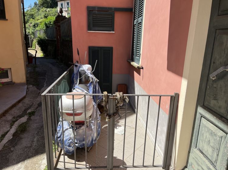 Bilocale in vendita, via Oliveto, Pitelli, La Spezia