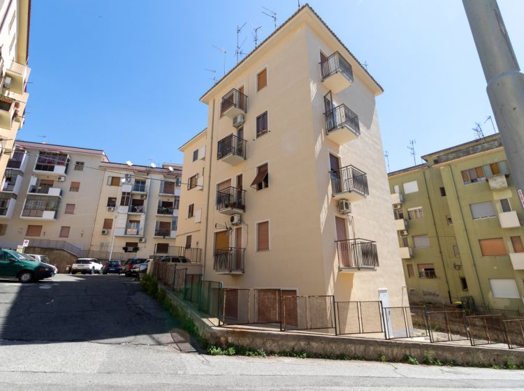 Quadrilocale in vendita, via Antonio Purificato  32, San Leonardo, Catanzaro