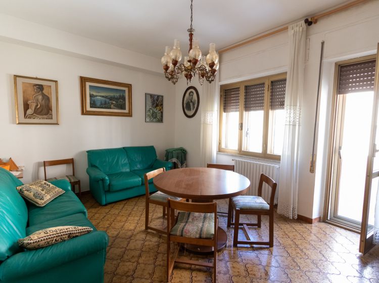 Quadrilocale in vendita, via Antonio Purificato  32, San Leonardo, Catanzaro