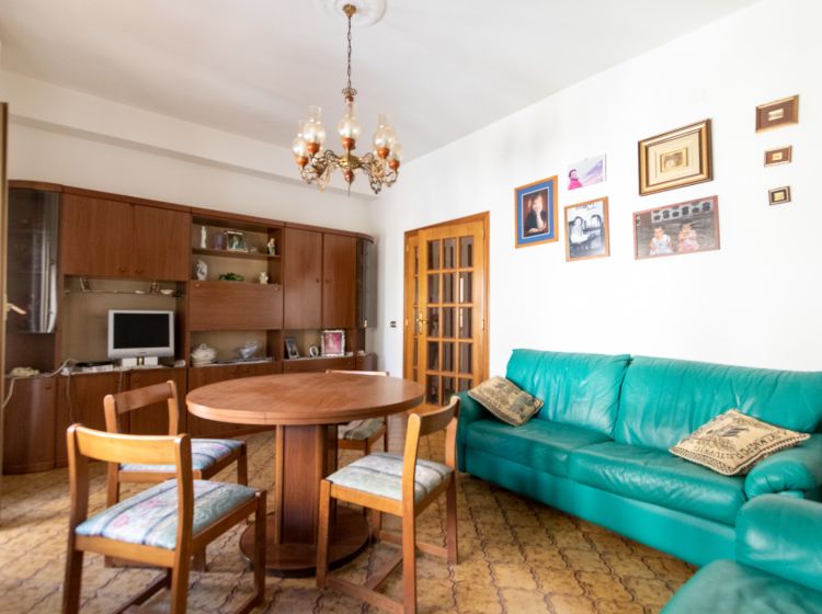 Quadrilocale in vendita, via Antonio Purificato  32, San Leonardo, Catanzaro