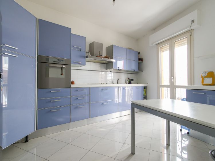 Trilocale in vendita, via Giuseppe Poerio, Centro Storico, Catanzaro