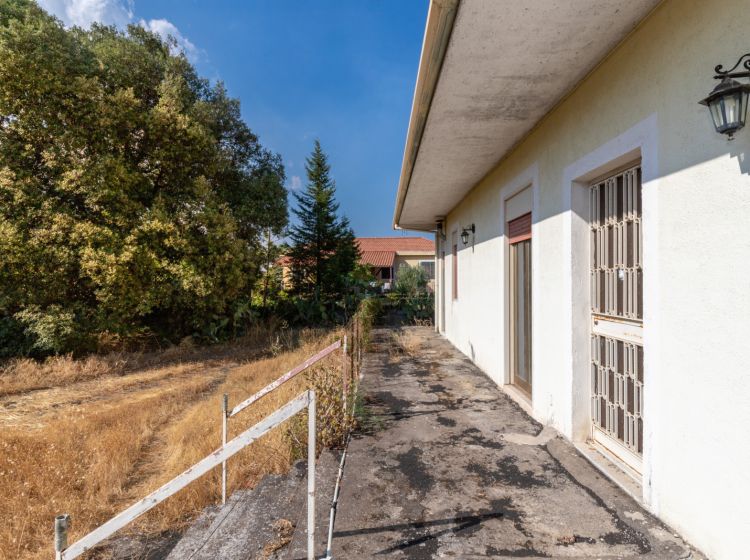 Villa in vendita, via delle Ortensie  27, Pedara