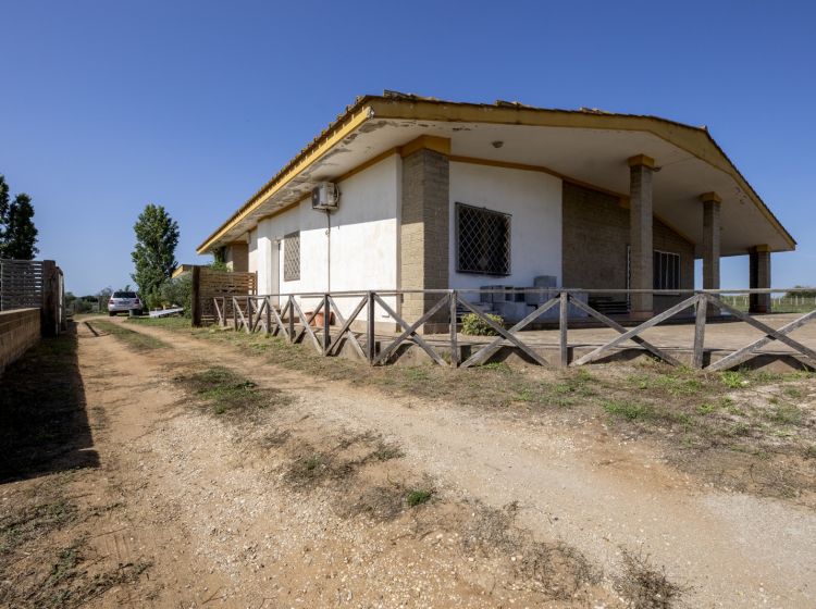 Villa in vendita, via Campo Cerreto  79, Tre Cancelli, Nettuno