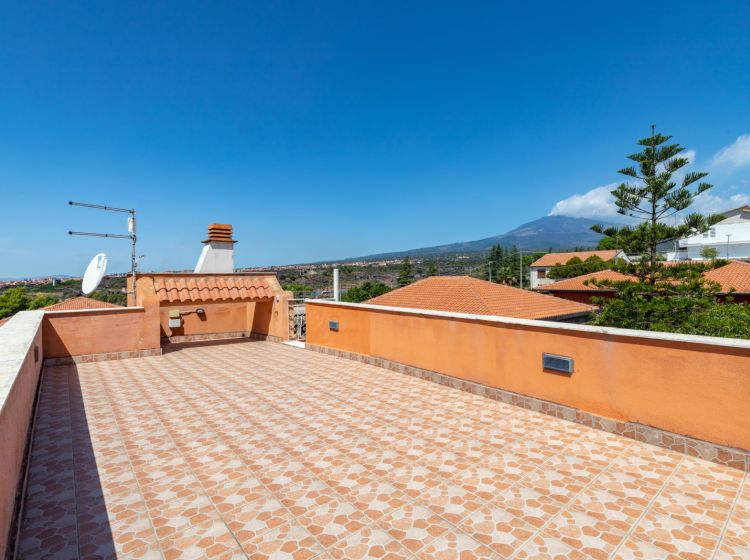 Appartamento in villa in vendita, via Olanda, Belpasso