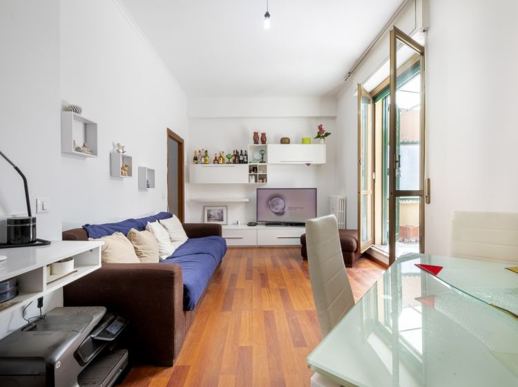 Bilocale in vendita, via Cividale del Friuli  13, Appio Latino, Roma