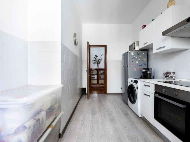 Bilocale in vendita, via Cividale del Friuli  13, Appio Latino, Roma