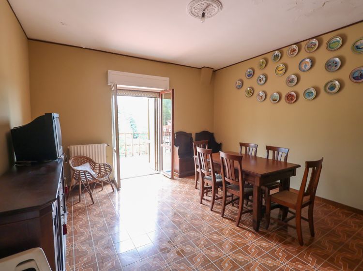 Trilocale in vendita, viale Rosario Rubettino  3, Soveria Mannelli