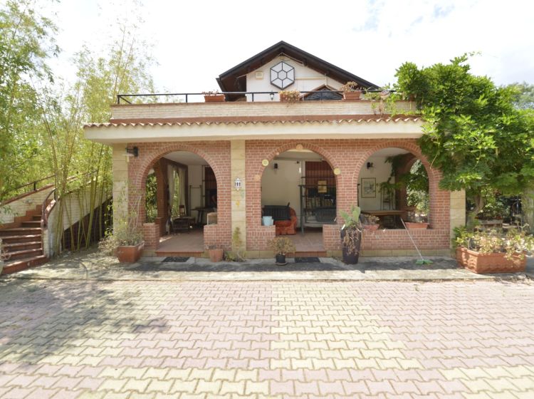 Appartamento in villa in vendita, C.da bosco Falconeria  SP17, Partinico