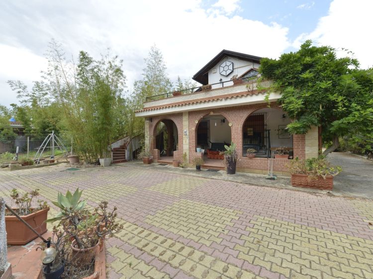 Appartamento in villa in vendita, C.da bosco Falconeria  SP17, Partinico