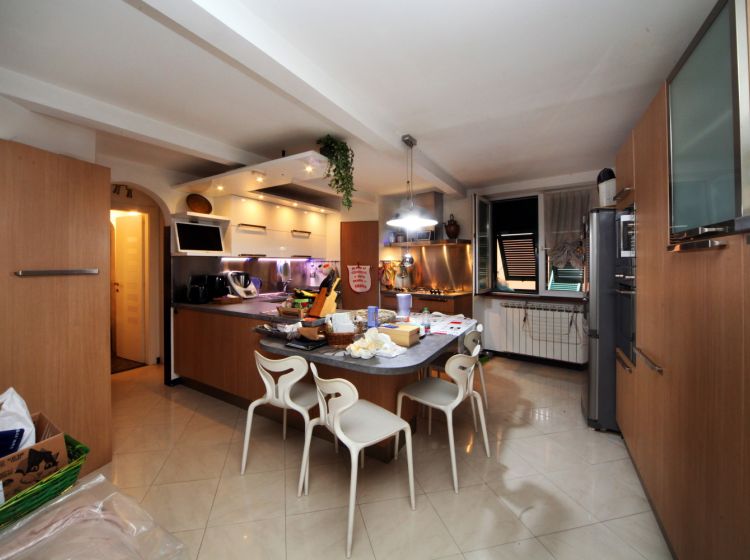 Appartamento in vendita, via di Prè  50, Centro Storico, Genova