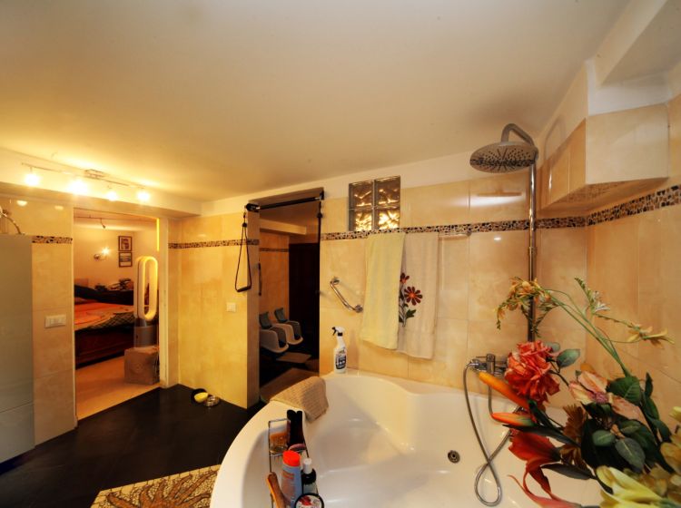 Appartamento in vendita, via di Prè  50, Centro Storico, Genova