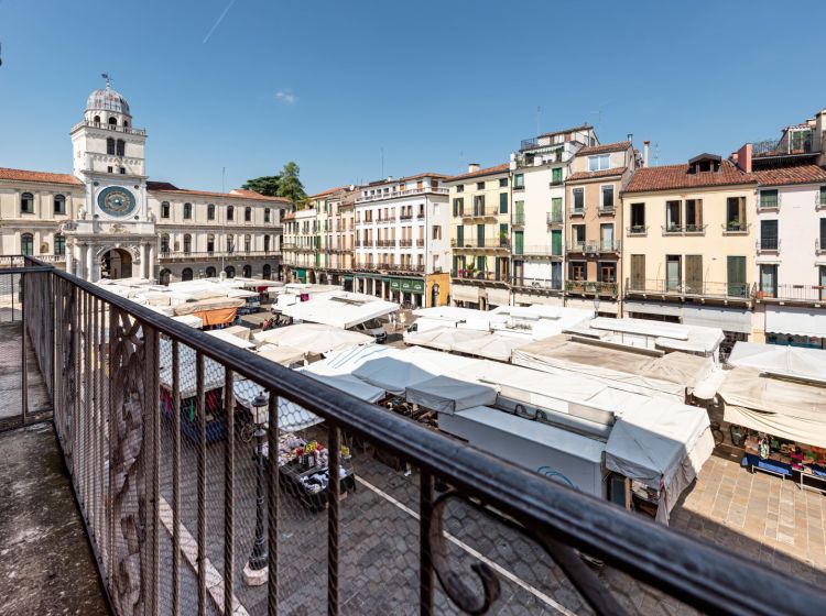 Appartamento in vendita, Piazza dei Signori  7, Piazze, Padova