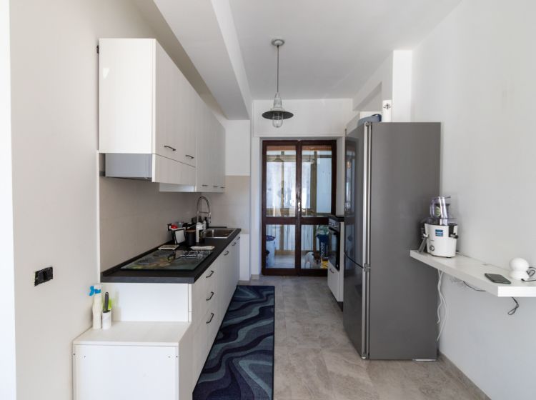 Trilocale in vendita, viale dei Bizantini  35, Sala, Catanzaro