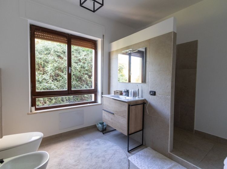 Trilocale in vendita, viale dei Bizantini  35, Sala, Catanzaro