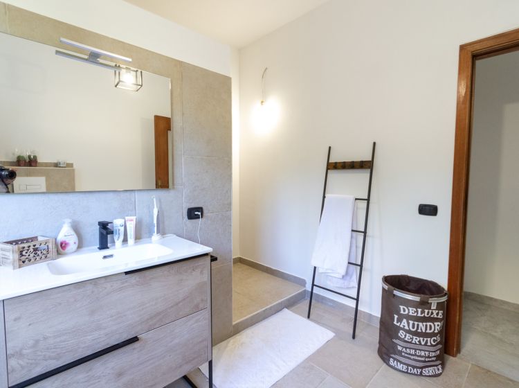 Trilocale in vendita, viale dei Bizantini  35, Sala, Catanzaro