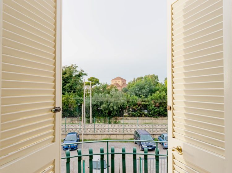 Monolocale in vendita, via Giulio Cesare  11, Fusaro, Bacoli
