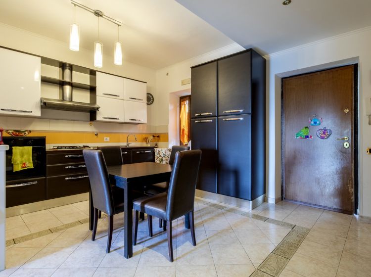 Trilocale in vendita, via Vecchia della Fontana  45, Rocca Priora