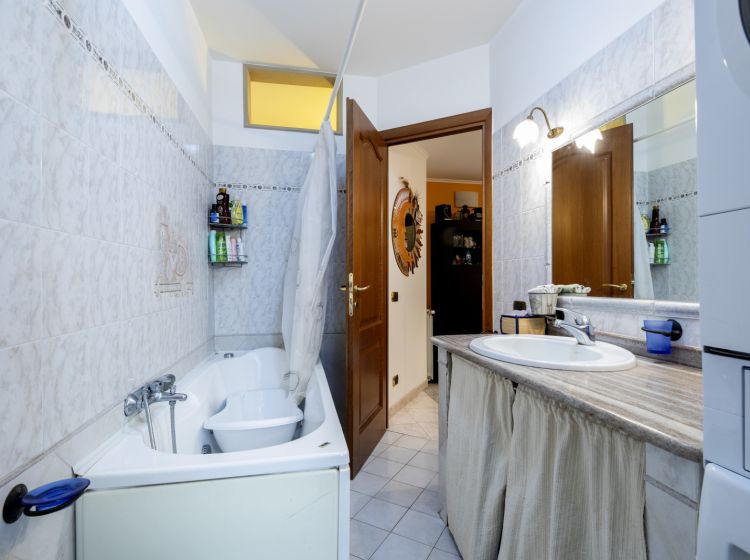 Trilocale in vendita, via Vecchia della Fontana  45, Rocca Priora