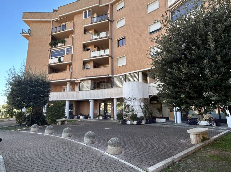 Trilocale in affitto, viale Indro Montanelli, Torrevecchia, Roma