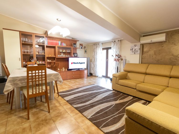 Trilocale in vendita, via Bellino, Catanzaro Lido, Catanzaro