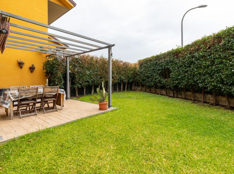 Villa in vendita, via Raffaello Sanzio 1, San Gregorio Di Catania