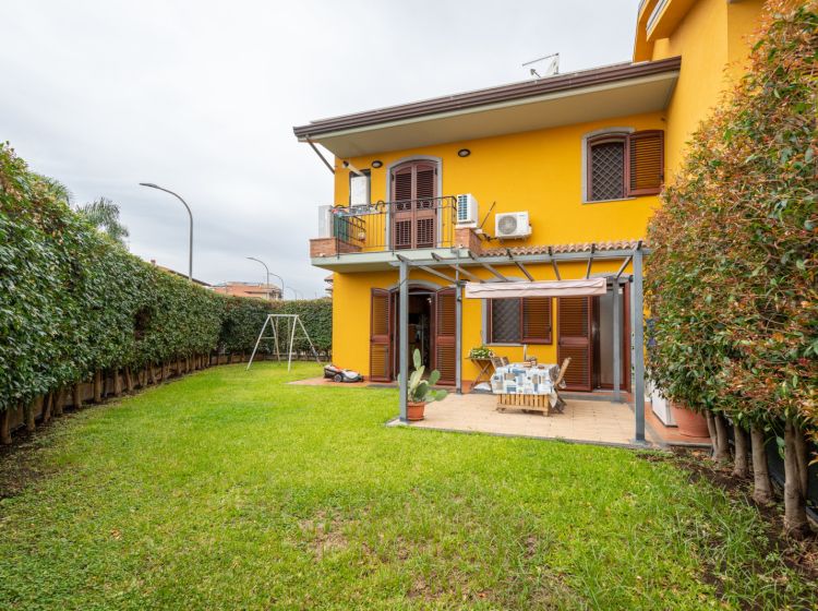 Villa in vendita, via Raffaello Sanzio  1, San Gregorio Di Catania