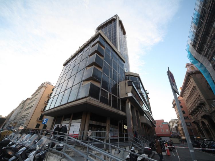 Ufficio in vendita, via San Vincenzo  2, Centro, Genova