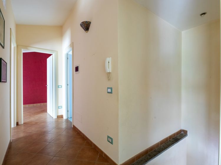 Appartamento in vendita, via Montefiore  41, Castelnuovo Di Porto
