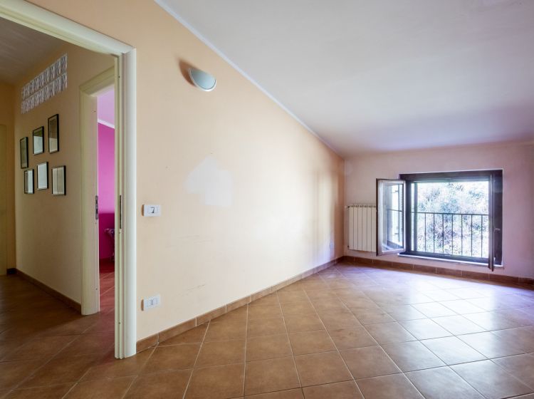 Appartamento in vendita, via Montefiore  41, Castelnuovo Di Porto