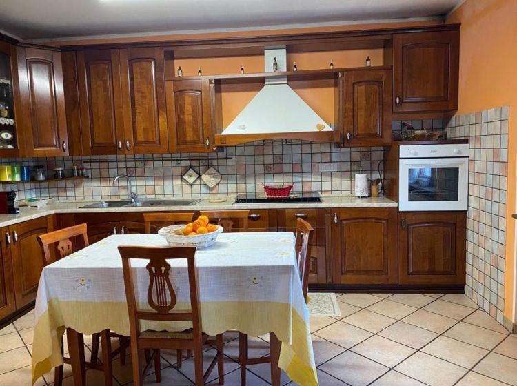 Villa in vendita, via Cianflone  47, Decollatura