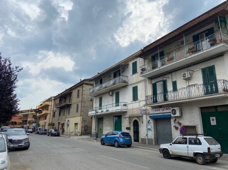 Trilocale in vendita, via Roma  8, Moricone