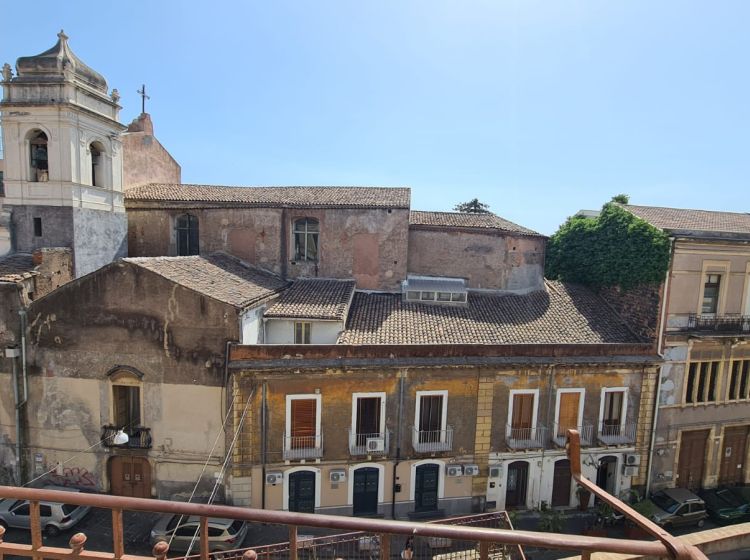 Quadrilocale in vendita, via Sapuppo  5, Centro Storico, Catania