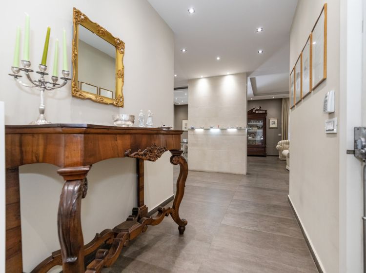 Quadrilocale in vendita, via Alberto Mario  12, Corso Italia, Catania