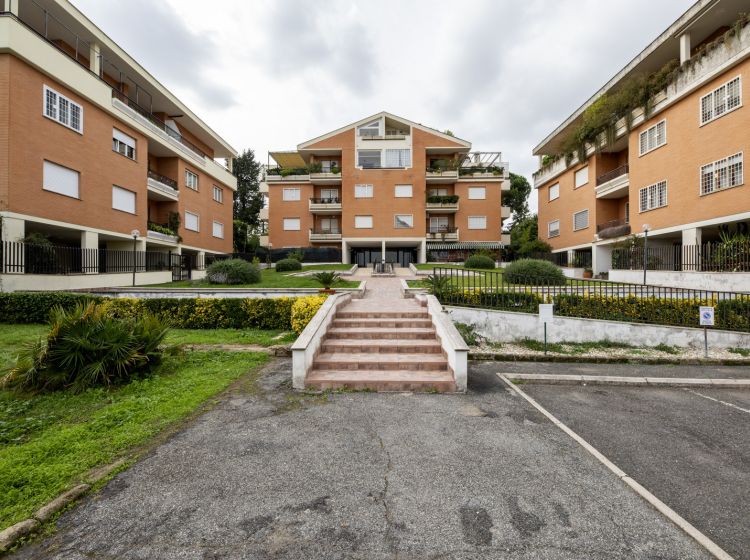 Attico in vendita, via Cassia  1716/A, Cassia, Roma
